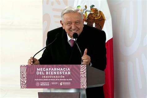 Mexico’s president clarifies that 32 abducted migrants were freed, not rescued